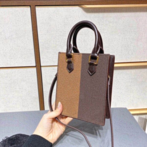 fashion totes handbag lady mini shoulder bag sloping bag crossbody wallet chain handbag all leather fashion famous designer design
fashion totes handbag lady mini shoulder bag sloping bag crossbody wallet chain handbag all leather fashion famous designer design