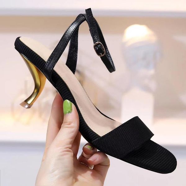 retro woman shoes female sandal all-match med luxury sandals 2020 summer round toe heel spring velvet ladies low comfort block, Black
retro woman shoes female sandal all-match med luxury sandals 2020 summer round toe heel spring velvet ladies low comfort block, Black