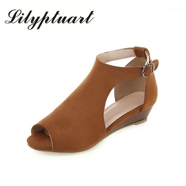 sandals selling women's open toe low heel platform shoes 2021 casual non-slip fashion sandals1, Black
sandals selling women's open toe low heel platform shoes 2021 casual non-slip fashion sandals1, Black