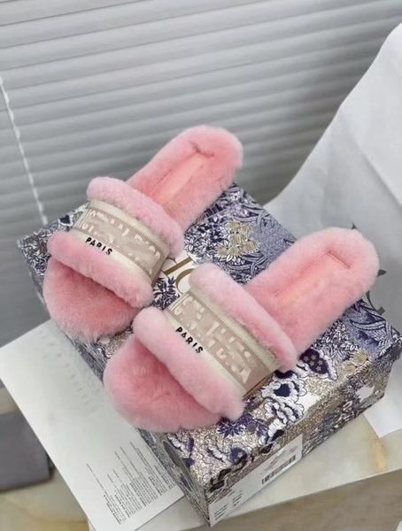 новый стиль горячие продажи мода дизайнер дамы повседневная тапочки, обрамленные дамы осень и зимние волосы бусоигранные сандалии тапочки, о, Black;red
новый стиль горячие продажи мода дизайнер дамы повседневная тапочки, обрамленные дамы осень и зимние волосы бусоигранные сандалии тапочки, о, Black;red