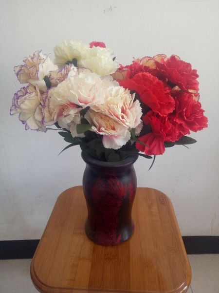 7 fork / artificial carnations bouquet party wedding bride's hand holding flowers / coffee table living room home decor
7 fork / artificial carnations bouquet party wedding bride's hand holding flowers / coffee table living room home decor