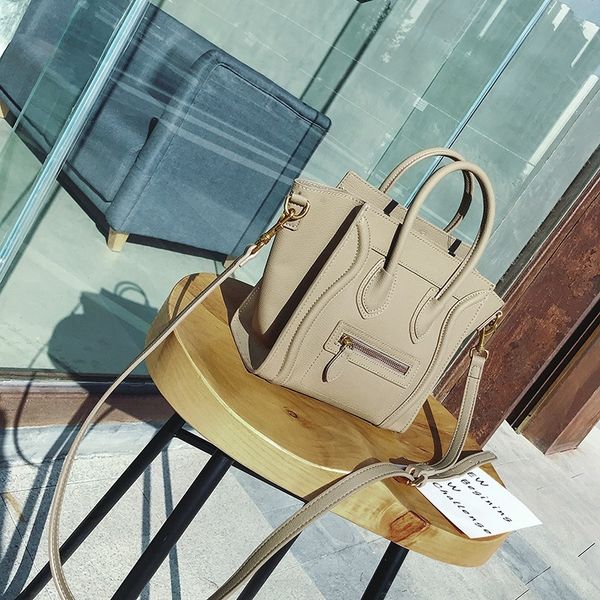 ewkv grade brown mini genuine leather 16cm lady handbag nano speedy women fashion leather shoulder bag messenger oxidization designer ba
ewkv grade brown mini genuine leather 16cm lady handbag nano speedy women fashion leather shoulder bag messenger oxidization designer ba