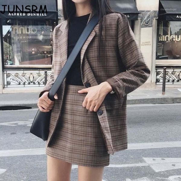 2020 new retro plaid blazer set single-breasted jacket & pencil mini skirt 2 pieces skirt suit female office ladies blazer suit1, White
2020 new retro plaid blazer set single-breasted jacket & pencil mini skirt 2 pieces skirt suit female office ladies blazer suit1, White