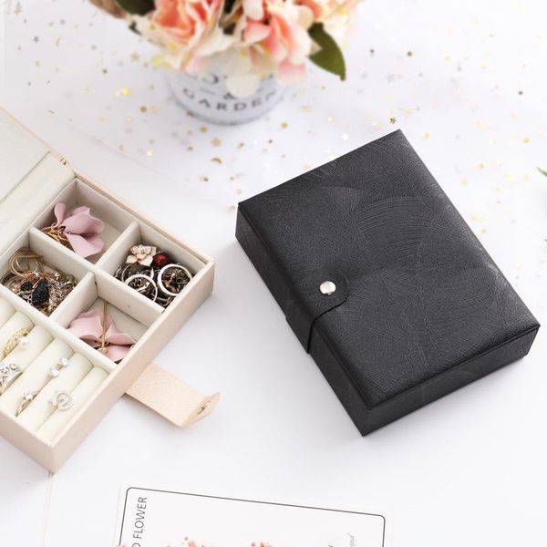 magnetic buckle simple jewlery box jewelry lipstick storage box leather portable cosmetic case jewelry organizer, Pink;blue
magnetic buckle simple jewlery box jewelry lipstick storage box leather portable cosmetic case jewelry organizer, Pink;blue