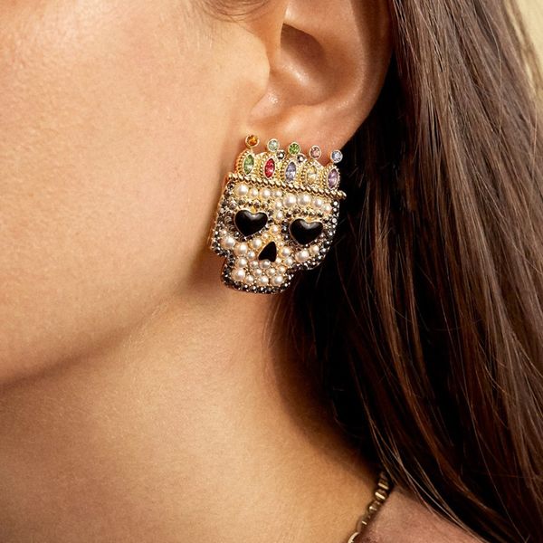 exaggerated and funny halloween skull earrings diamond earrings imitation pearl earrings creative personality, Golden;silver
exaggerated and funny halloween skull earrings diamond earrings imitation pearl earrings creative personality, Golden;silver