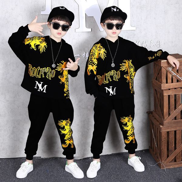 children's wear boys autumn suit 2020 new casual and handsome boys' sports korean foreign style suit, White
children's wear boys autumn suit 2020 new casual and handsome boys' sports korean foreign style suit, White