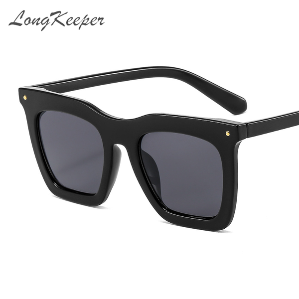 longkeeper trend 2021 fashion style gradient square sunglasses women men brand design rivet sun glasses, White;black
longkeeper trend 2021 fashion style gradient square sunglasses women men brand design rivet sun glasses, White;black