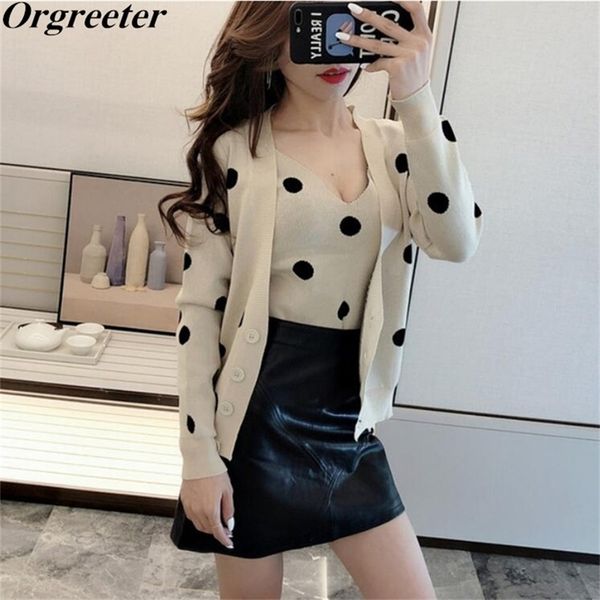new arrival spring knitted two piece set women polka-dot jacquard vest + long-sleeved sweater cardigan coat suits y201128, White;black
new arrival spring knitted two piece set women polka-dot jacquard vest + long-sleeved sweater cardigan coat suits y201128, White;black