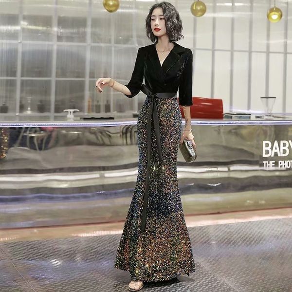 2021 new robe soiree as black velvet decote on v dress three trimestre dressed party clothes etgt evening, Black;red
2021 new robe soiree as black velvet decote on v dress three trimestre dressed party clothes etgt evening, Black;red