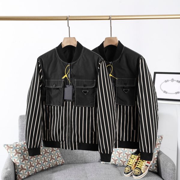 2020 european american most men down jacket retro fashion coat metallic nylon embroidered letters winter jacket, Black
2020 european american most men down jacket retro fashion coat metallic nylon embroidered letters winter jacket, Black