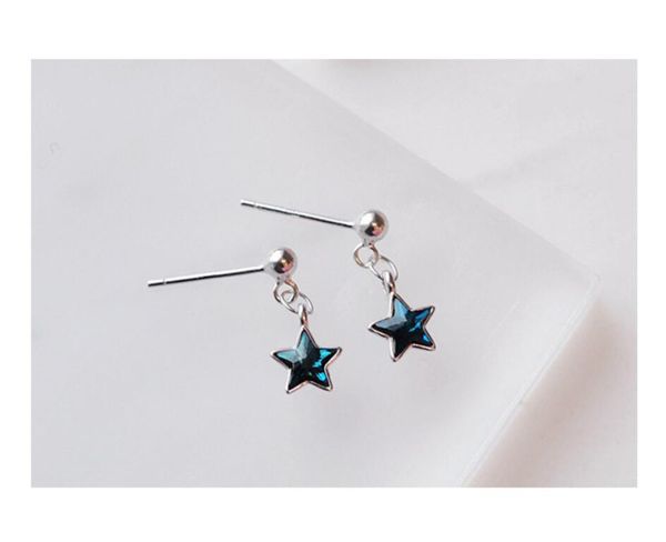 2020 the new small, fresh, haze, blue star shape, short tassel earrings as a gift for his girlfriend's friend 414, Golden;silver
2020 the new small, fresh, haze, blue star shape, short tassel earrings as a gift for his girlfriend's friend 414, Golden;silver
