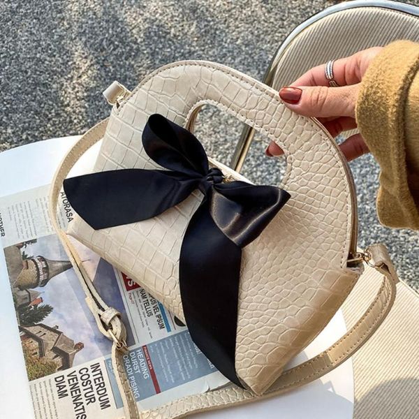 minuet cross body crocodile pattern square tote bag 2021 high-quality pu leather women's designer handbag vintage shoulder messenger
minuet cross body crocodile pattern square tote bag 2021 high-quality pu leather women's designer handbag vintage shoulder messenger