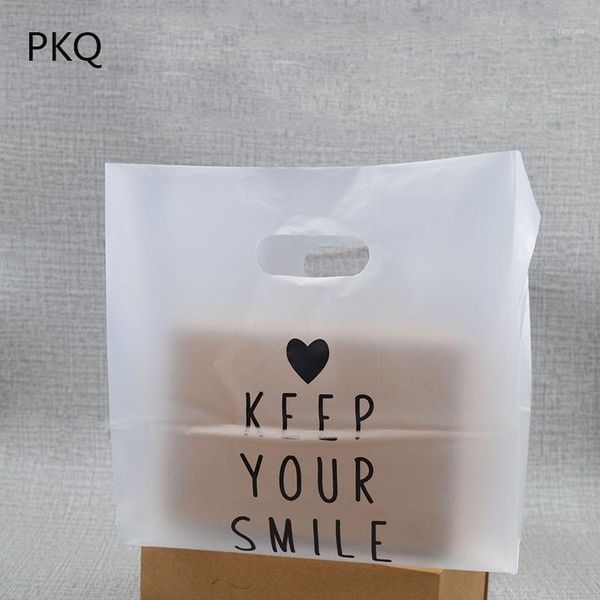 50pcs 26x28(h)cm small thicken plastic carry bag shopping bag takeaway salad packing pouch portable takeout bags1
50pcs 26x28(h)cm small thicken plastic carry bag shopping bag takeaway salad packing pouch portable takeout bags1