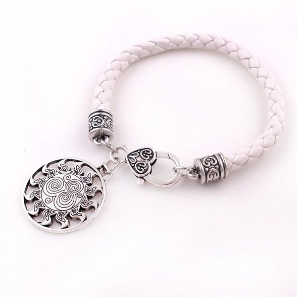 charm bracelets female male bracelet bangle leather chain fashion pattern fine jewelry zinc alloy material provide drop, Golden;silver
charm bracelets female male bracelet bangle leather chain fashion pattern fine jewelry zinc alloy material provide drop, Golden;silver