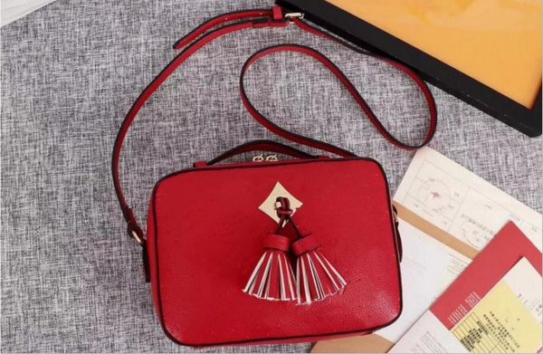 the new designer embossed three color casual coin purse leather one pack dual-use color blocking shoulder bag womens shoulder messenger
the new designer embossed three color casual coin purse leather one pack dual-use color blocking shoulder bag womens shoulder messenger