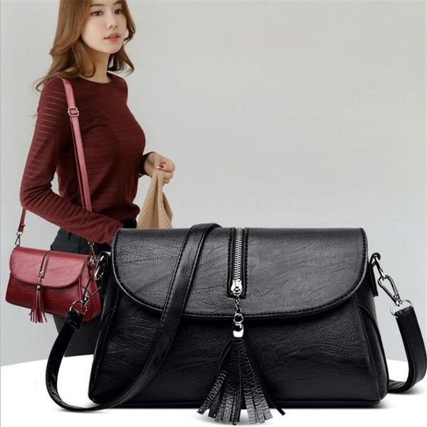 the new diagonal bag simple large-capacity handbag all-match soft leather tassel female traval casual shoulder bag
the new diagonal bag simple large-capacity handbag all-match soft leather tassel female traval casual shoulder bag