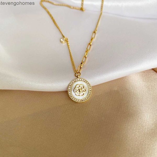 fritillaria vacuum electroplating natural autumn necklace trend ins versatile korean collar women's clothing collocation, Silver
fritillaria vacuum electroplating natural autumn necklace trend ins versatile korean collar women's clothing collocation, Silver