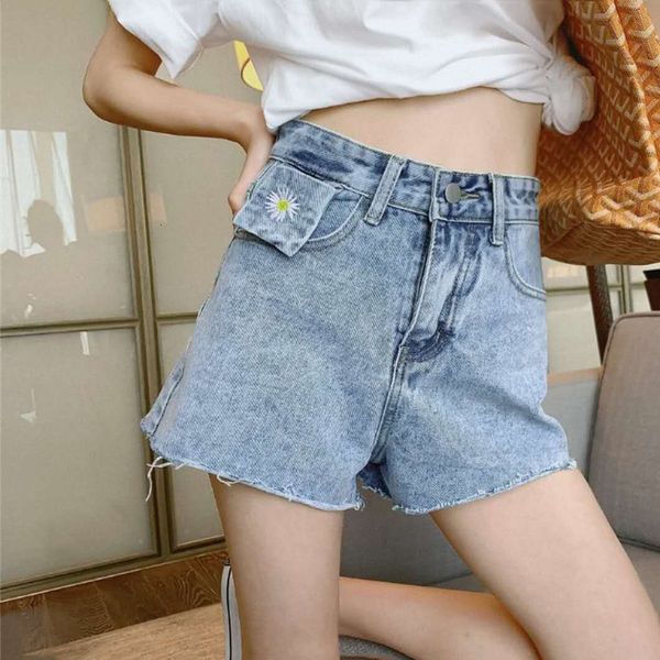 2021 for women summer cute daisy embroidery shorts vintage loose high waist denim pants rwiy, Blue
2021 for women summer cute daisy embroidery shorts vintage loose high waist denim pants rwiy, Blue