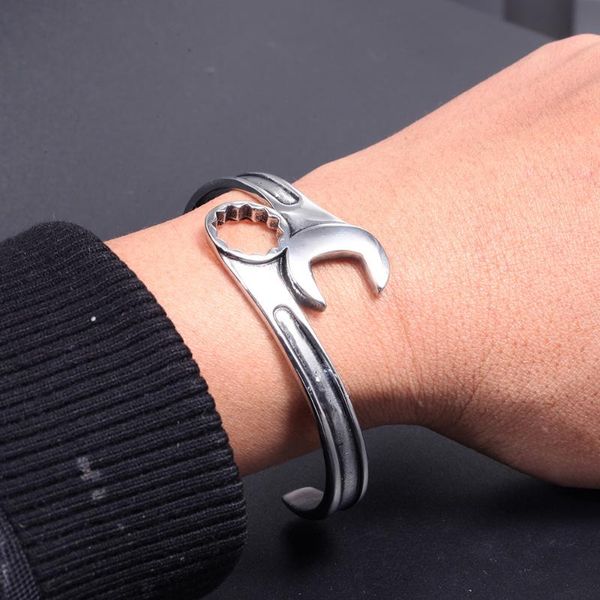 bangle unique europe and united states restore ancient ways ideas wrench bracelet spanner lever jewelry, Black
bangle unique europe and united states restore ancient ways ideas wrench bracelet spanner lever jewelry, Black