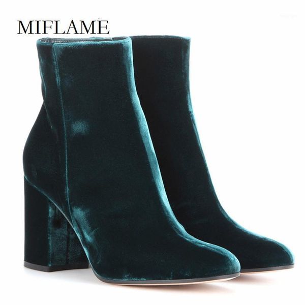 boots 2021 concise corduroy women pointed toe office lady ankle winer fashion thick square heels side zipper work shoes1, Black
boots 2021 concise corduroy women pointed toe office lady ankle winer fashion thick square heels side zipper work shoes1, Black