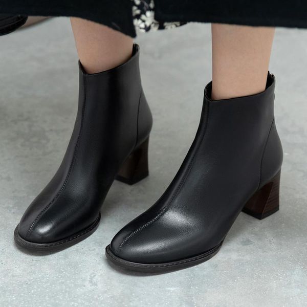 classic women's ankle boots hoof heels short ankle boots for women shoes elegant fashion black white winter autumn shoes ladies
classic women's ankle boots hoof heels short ankle boots for women shoes elegant fashion black white winter autumn shoes ladies