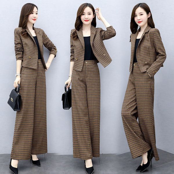 woolen piece of female business wear official suits a chess bird suit with elegant jacket and blazer pants sets 0ooe, White;black
woolen piece of female business wear official suits a chess bird suit with elegant jacket and blazer pants sets 0ooe, White;black