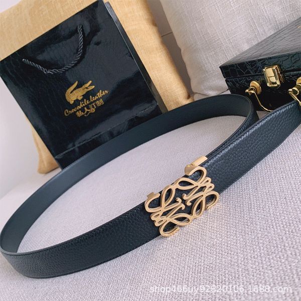 new lychee pattern hollow out buckle luojia classic leisure automatic belt men's luxury, Black;brown
new lychee pattern hollow out buckle luojia classic leisure automatic belt men's luxury, Black;brown