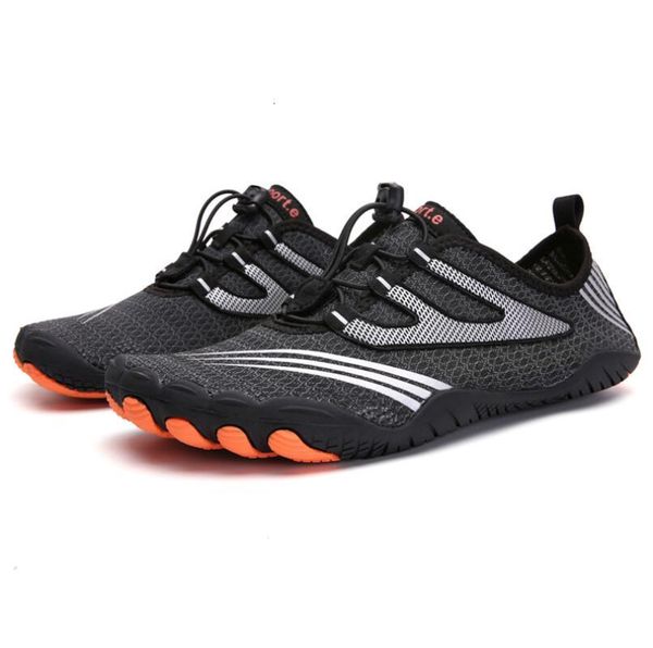 water shoes men summer breathable aqua shoes hiking sneakers rubber upstream shoes woman beach sandals diving swimming socks tenis masculino
water shoes men summer breathable aqua shoes hiking sneakers rubber upstream shoes woman beach sandals diving swimming socks tenis masculino