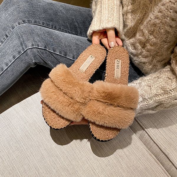 2020 women slippers winter shoes flat plush home slippers ladies indoor faux fur soft slip on female slipper luxury design x1020, Black
2020 women slippers winter shoes flat plush home slippers ladies indoor faux fur soft slip on female slipper luxury design x1020, Black