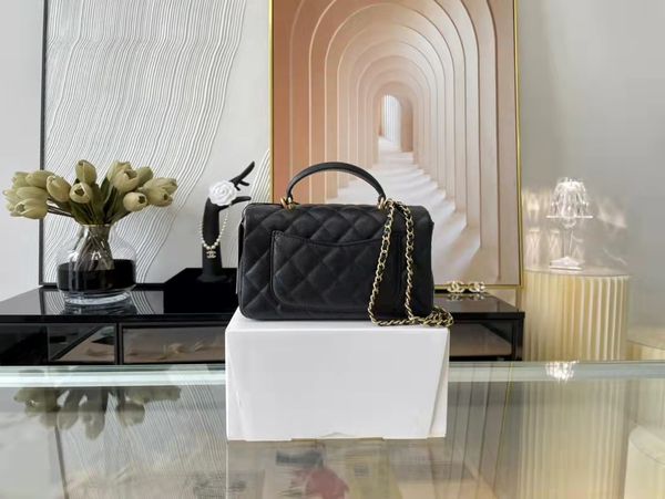 ladies leather bag 7a high-end custom quality single shoulder across the hip casual designer as2431 22565
ladies leather bag 7a high-end custom quality single shoulder across the hip casual designer as2431 22565