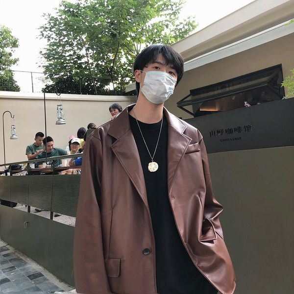men's jacket 2021 autumn winter new slim pure color leather long-sleeved jacket loose casual personality youth men's wear, Black;brown
men's jacket 2021 autumn winter new slim pure color leather long-sleeved jacket loose casual personality youth men's wear, Black;brown