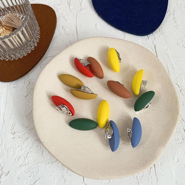 stud 6 color earrings acetic acid acrylic ear clips oval frosted for women trendy jewelry gift 67mm x 27mm,1 pair, Golden;silver
stud 6 color earrings acetic acid acrylic ear clips oval frosted for women trendy jewelry gift 67mm x 27mm,1 pair, Golden;silver