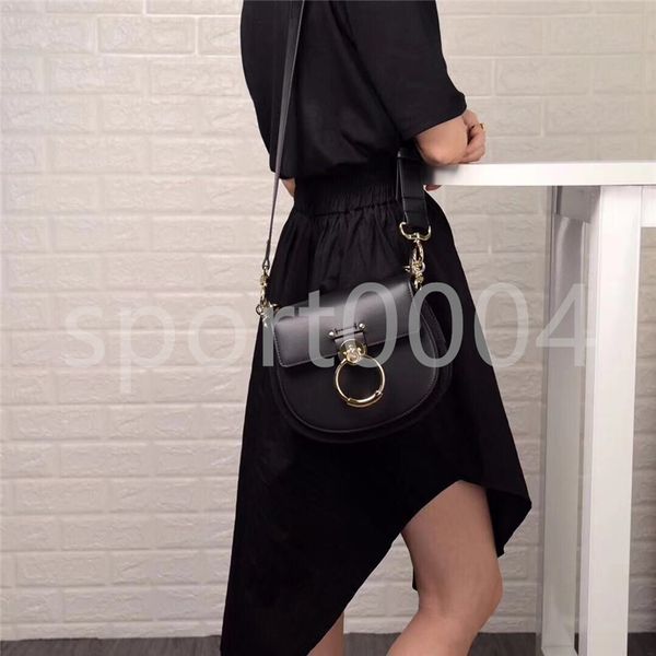 stars same leather retro saddle womens shoulder bag with wide strap fashion bags hand-held handbag messenger handbags and purses
stars same leather retro saddle womens shoulder bag with wide strap fashion bags hand-held handbag messenger handbags and purses