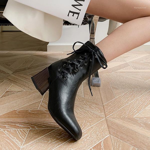 boots ochanmeb ankle boot cross tie square high heels short autumn winter shoes white black woman shoe small big size 33-461
boots ochanmeb ankle boot cross tie square high heels short autumn winter shoes white black woman shoe small big size 33-461