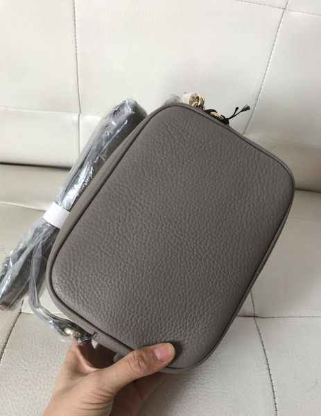 2021 colors version genuine leather soho disco women's luxurys small flap bags 20cm classic ladies' tassel cross body bag designer
2021 colors version genuine leather soho disco women's luxurys small flap bags 20cm classic ladies' tassel cross body bag designer