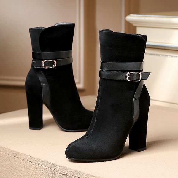 2021 new buckle zipper ankle flock square high heel short boots autumn winter casual round toe women shoes size 34-43 bsoq, Black
2021 new buckle zipper ankle flock square high heel short boots autumn winter casual round toe women shoes size 34-43 bsoq, Black