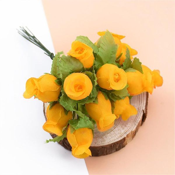 decorative flowers & wreaths 12 heads/bouquet diy simulation flower artificial home decor imitation wedding party christmas decor1
decorative flowers & wreaths 12 heads/bouquet diy simulation flower artificial home decor imitation wedding party christmas decor1