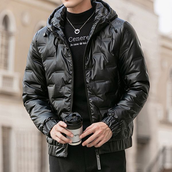2020 new winter trend youth pure color bright face casual one-piece men's down jacket, Black
2020 new winter trend youth pure color bright face casual one-piece men's down jacket, Black