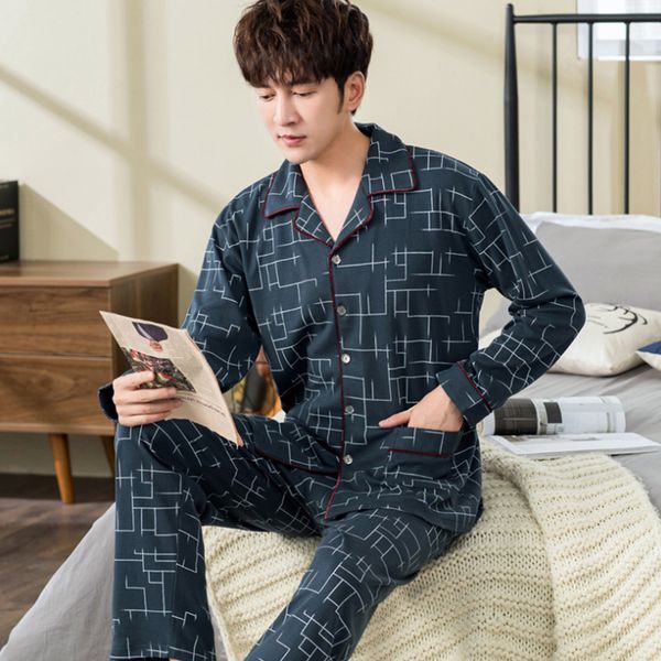 autumn winter cotton men's sleepwear fashion turn-down collar leisure masculino pajamas sets long sleeve loose nightwear lj201112, Black;brown
autumn winter cotton men's sleepwear fashion turn-down collar leisure masculino pajamas sets long sleeve loose nightwear lj201112, Black;brown