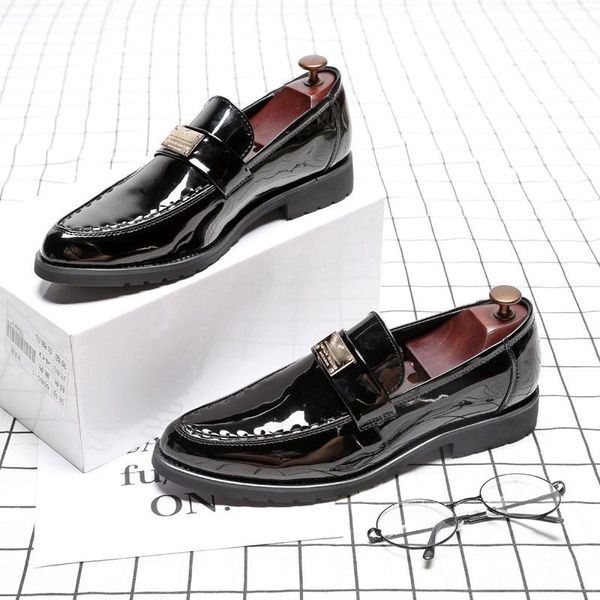 men formal dress shoes metal decoration slip on loafers oxford shoes for men italian patent leather male footwear, Black
men formal dress shoes metal decoration slip on loafers oxford shoes for men italian patent leather male footwear, Black