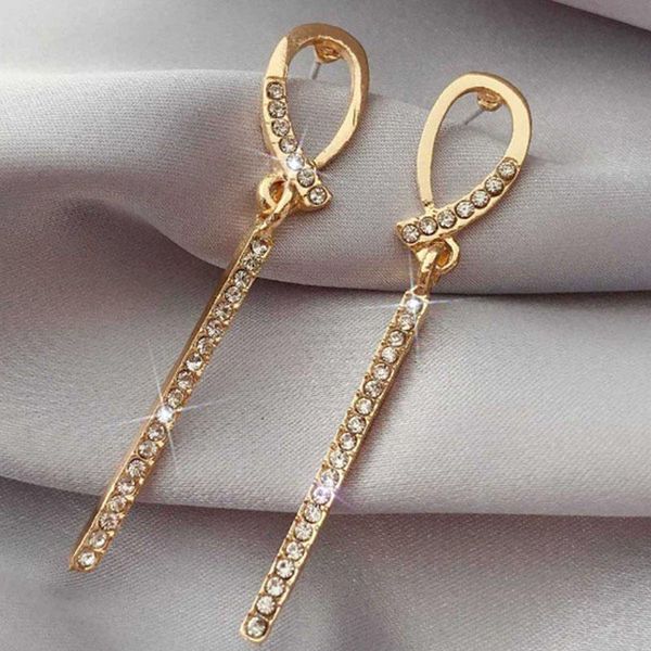 dangle & chandelier 2021 oorbellen brinco special offer fashion tin alloy pendientes chain cool brincos with drill strip geometrical ear, Silver
dangle & chandelier 2021 oorbellen brinco special offer fashion tin alloy pendientes chain cool brincos with drill strip geometrical ear, Silver