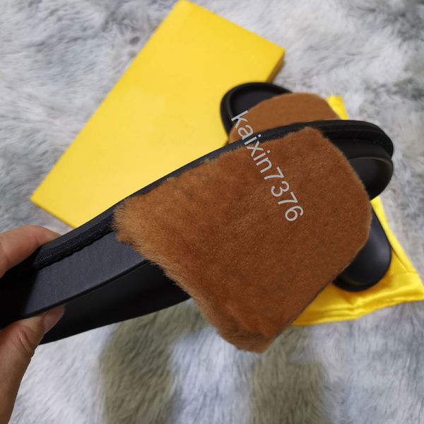 2020 leadcat fenty rihanna shoes women man slippers indoor sandals girls fashion scuffs grey fur slides with box high quality, Black
2020 leadcat fenty rihanna shoes women man slippers indoor sandals girls fashion scuffs grey fur slides with box high quality, Black