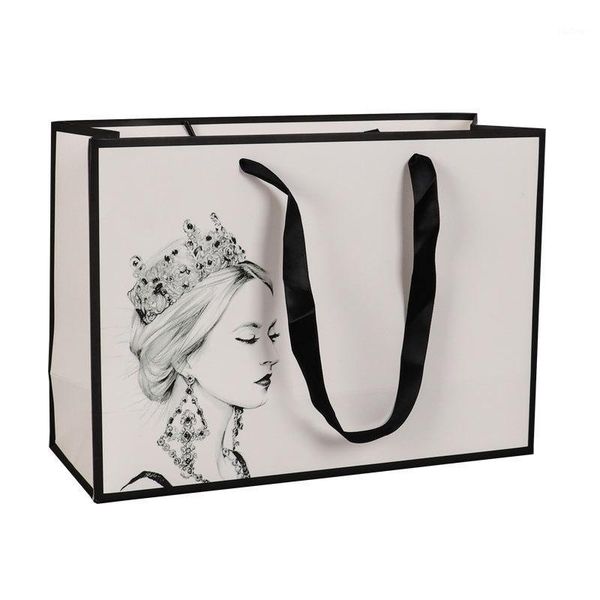 10pcs quee printed gift paper bags large clothing high-end shopping paper bags with handle cosmetics packing1
10pcs quee printed gift paper bags large clothing high-end shopping paper bags with handle cosmetics packing1