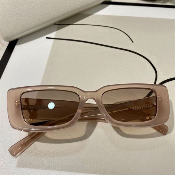 4382 new sunglasses for women fashion full frame uv400 uv protection lens men steampunk summer square style come with package, White;black
4382 new sunglasses for women fashion full frame uv400 uv protection lens men steampunk summer square style come with package, White;black