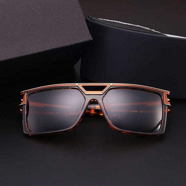 polarized sunglasses men's sunglasses fashionable new goggles 8761 driver's driving glasses, White;black
polarized sunglasses men's sunglasses fashionable new goggles 8761 driver's driving glasses, White;black