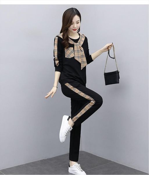 autumn and winter new womens ladies sports suit fashion plaid leisure sports two piece running suit, Gray
autumn and winter new womens ladies sports suit fashion plaid leisure sports two piece running suit, Gray