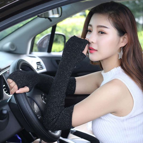 gloves wool finger long warm winter half women' wool antiskid arm sleeve sleeve lengthened and enlarged, Blue;gray
gloves wool finger long warm winter half women' wool antiskid arm sleeve sleeve lengthened and enlarged, Blue;gray