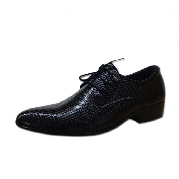 2020 spring fashion polka dot shoes men oxfords elegant pointed leather man dress shoes wedding party footwear men's flats1, Black
2020 spring fashion polka dot shoes men oxfords elegant pointed leather man dress shoes wedding party footwear men's flats1, Black