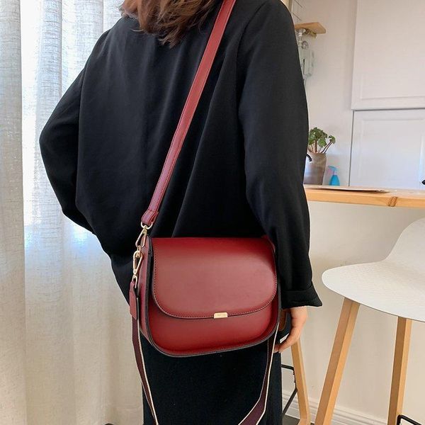 shoulder bags fashion women bag square lady messenger light youth female small black red
shoulder bags fashion women bag square lady messenger light youth female small black red