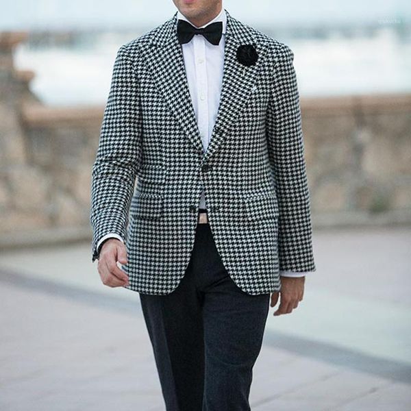 plaid suits for mens fashion design clothes 2020 2 piece houndstooth male blazer with black pants slim fit tuxedos for groom1, White;black
plaid suits for mens fashion design clothes 2020 2 piece houndstooth male blazer with black pants slim fit tuxedos for groom1, White;black